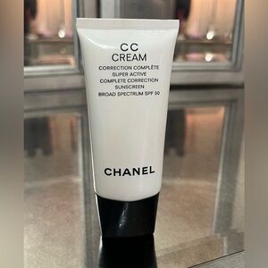 CHANEL CC CREAM